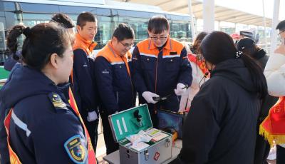 李沧巴士多方联动护平安 惠民服务零距离送达