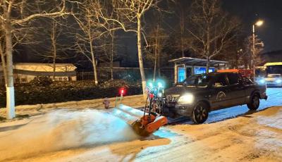 雪落琴島，暖意同行！青島全城“破冰”護(hù)航平安路