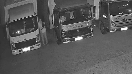 前員工化身“油耗子”兩個(gè)月偷油上千升！城陽警方破獲貨車柴油盜竊案