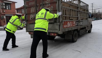 青島萊西公安全力應對惡劣天氣