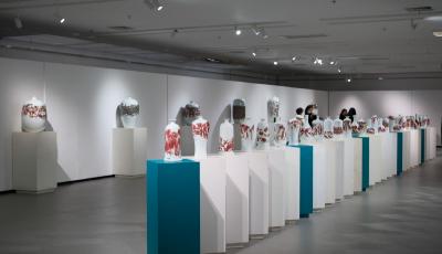 解鎖新春文化體驗(yàn)！瓷韻流芳·藝享嶗山”迎新春陶瓷彩繪藝術(shù)展啟幕