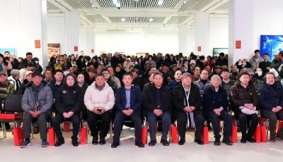 丹青賀歲 藝暖新春！2026迎新春青島市油畫精品展啟幕
