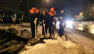 雪戰到底！青島城運筑牢風雪出行安全線