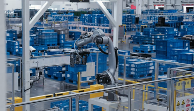 海康机器人：“眼脚手”协同，打造企业增长新引擎