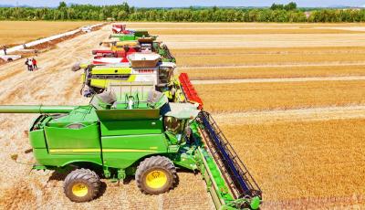 青島市農(nóng)機(jī)社會(huì)化服務(wù)獲評(píng)全國(guó)典型