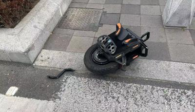 騎平衡車上路闖紅燈釀事故，負事故全責