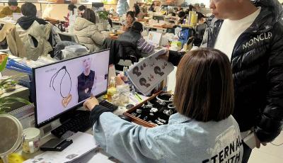 探路·新賽道 | 解碼AI賦能時(shí)尚飾品行業(yè)增長的智造密碼