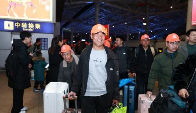 最高月薪逾萬元！530名甘肅定西務(wù)工人員乘高鐵專列抵青返崗