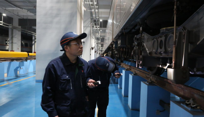 新春走基层｜青岛地铁“医生”：新春团圆时，他们坚守岗位为地铁“把脉问诊”