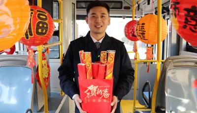 提升服務溫度 青島公交“趕集巴士”讓年味更濃