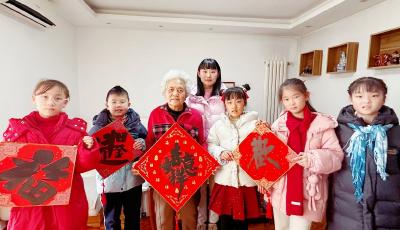 童心踐文明 福暖迎新春 中韓小學開展迎新春實踐活動