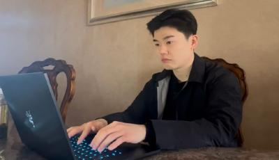 一人成軍的創(chuàng)業(yè)：一位AI獨行者的征程