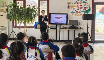 一堂讓貨幣“活”起來的金融啟蒙課——工商銀行青島嶗山路支行進校園