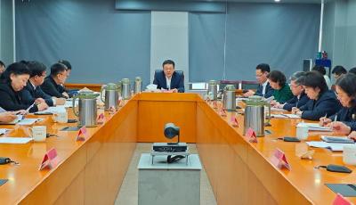 青島市林長制工作會議召開，真正實現(xiàn)“推窗見綠、出門入園”