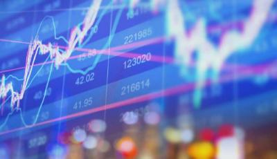 創(chuàng)業(yè)板指創(chuàng)近11年新高后回調(diào)，機構(gòu)共識：業(yè)績?yōu)橥?，高低切換