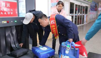 调控运力 暖心服务 青岛市运输中心护航公众出行路